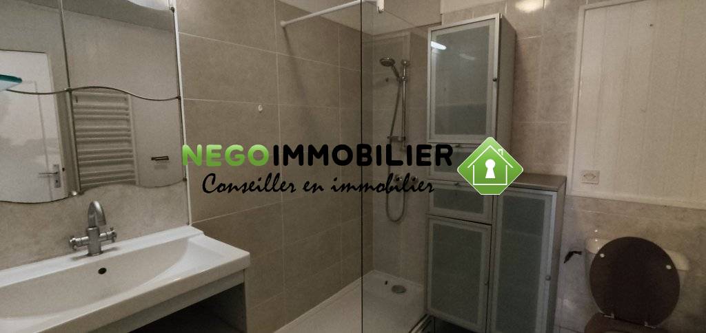 SALLE D'EAU AVEC WC_1024.jpg